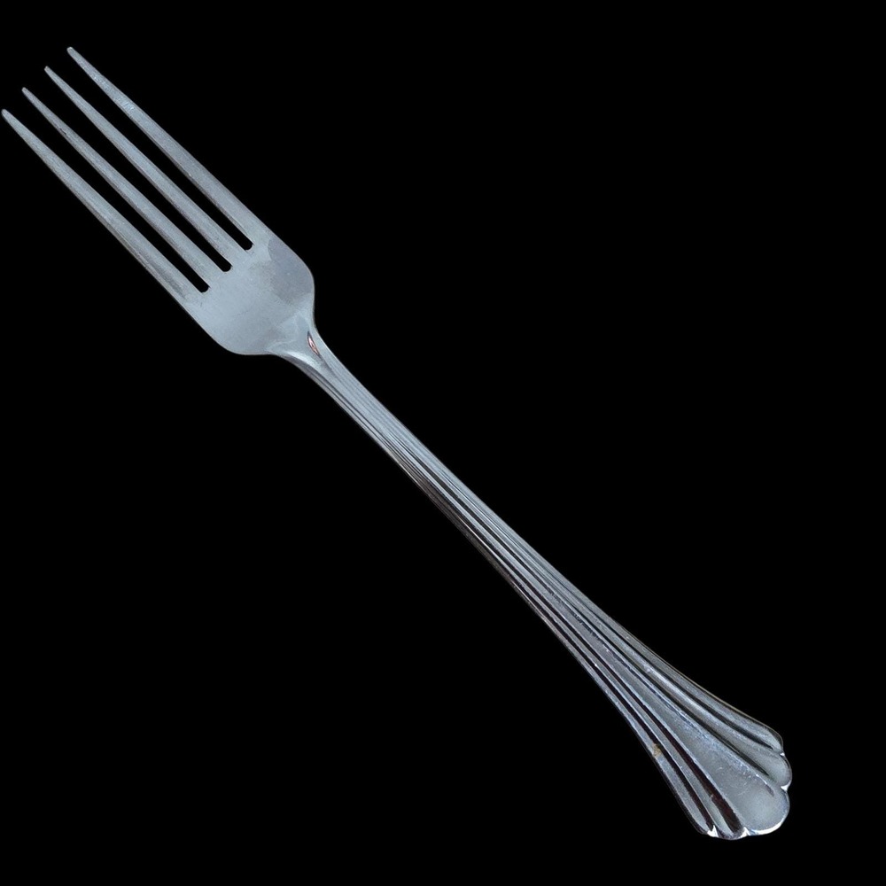 Estoril Reed & Barton Select Stainless Steel Dinner Fork Shell Pattern